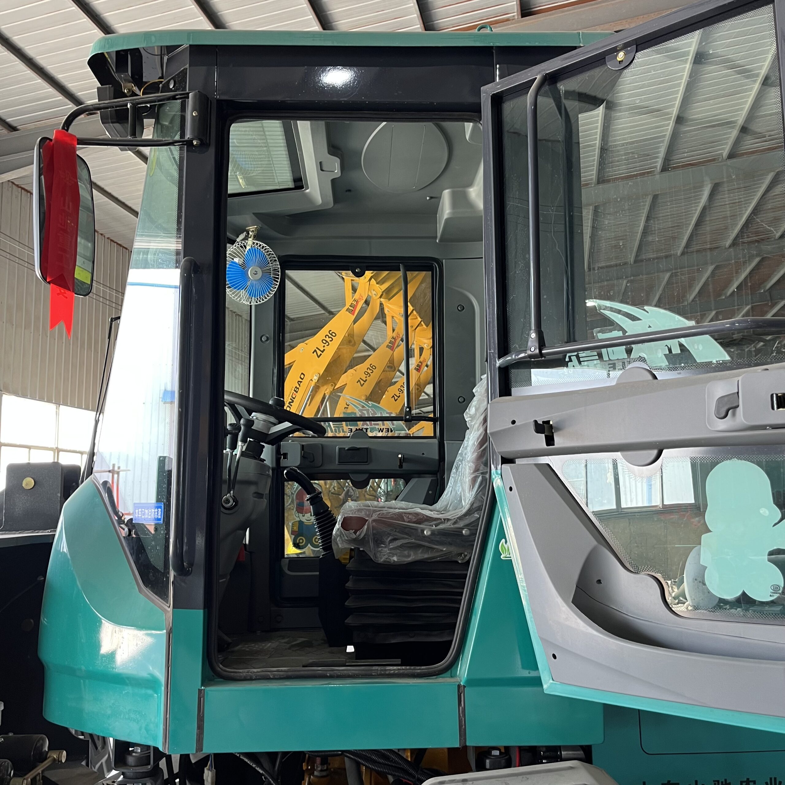 Shanchi ZL-930 Wheel Loader - Image 4