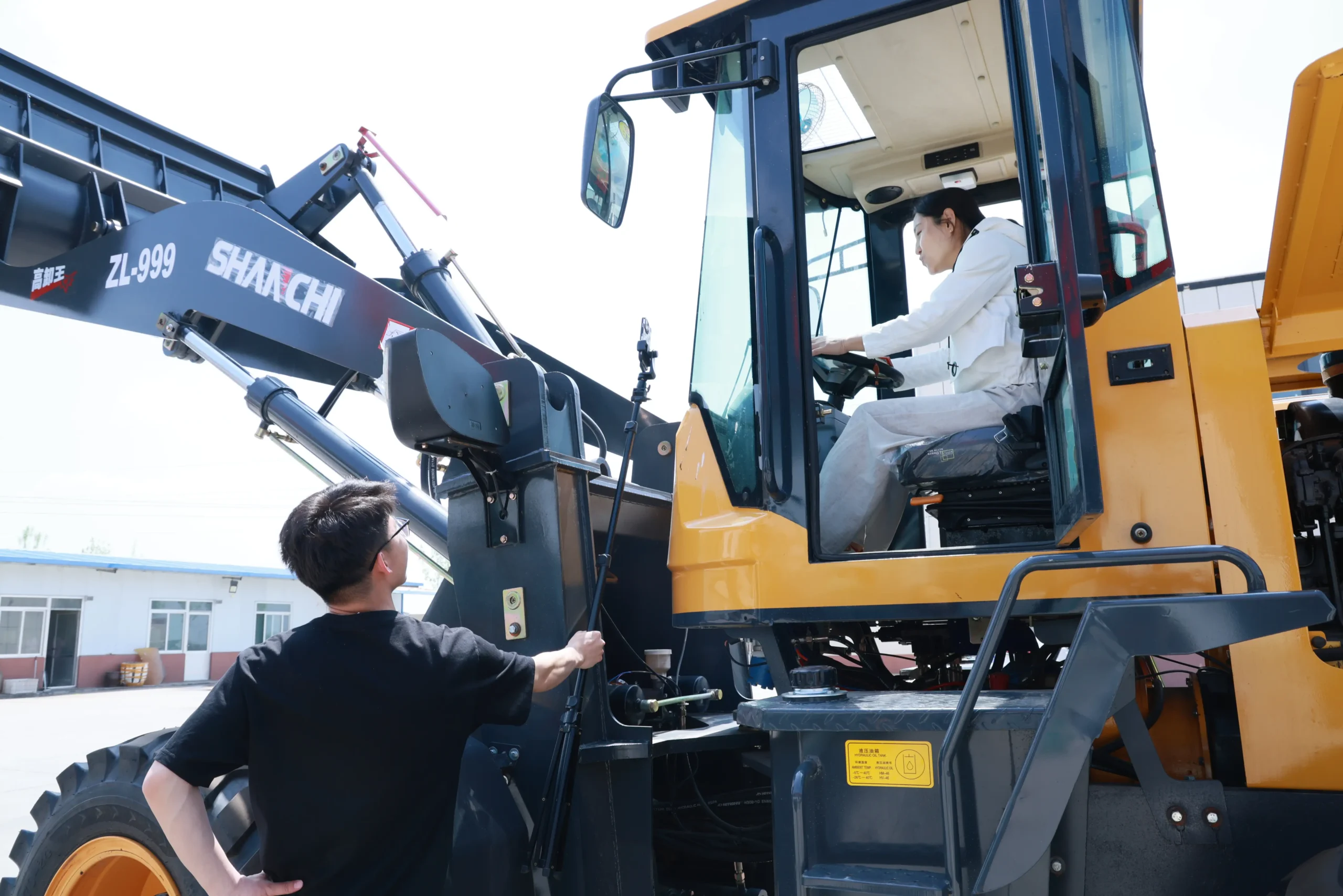 Shanchi ZL-999 Wheel Loader - Image 5